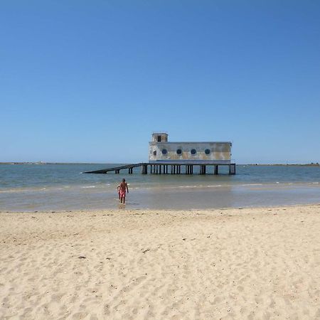 Fuzeta Beach Holiday Apartment Bagian luar foto